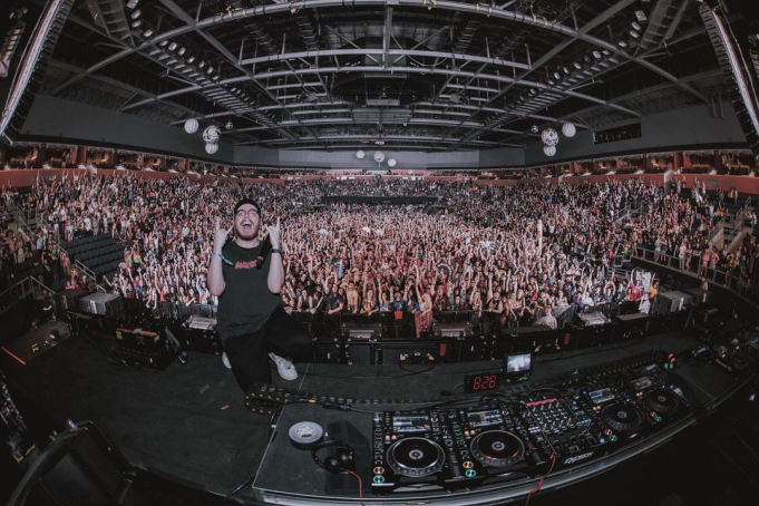 Ray Volpe tickets